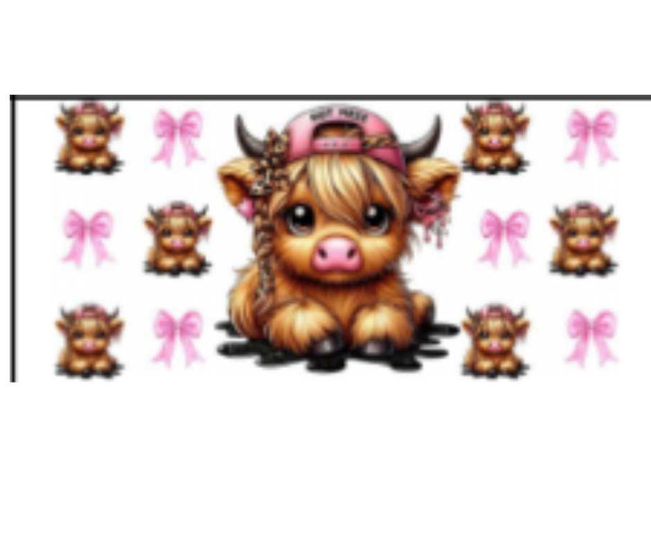 HIGHLAND COW WITH HAT