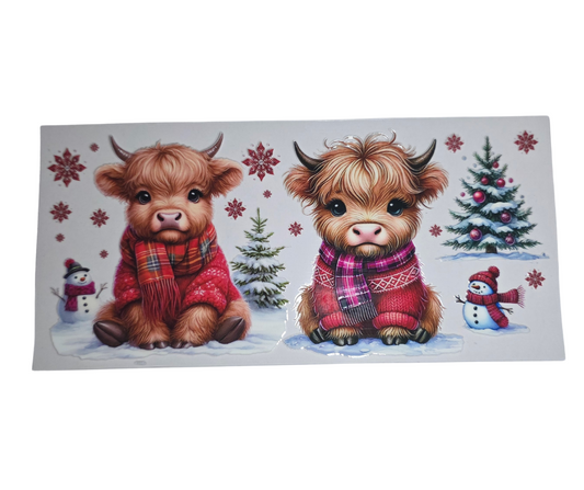 CHRISTMAS HIGHLAND COW